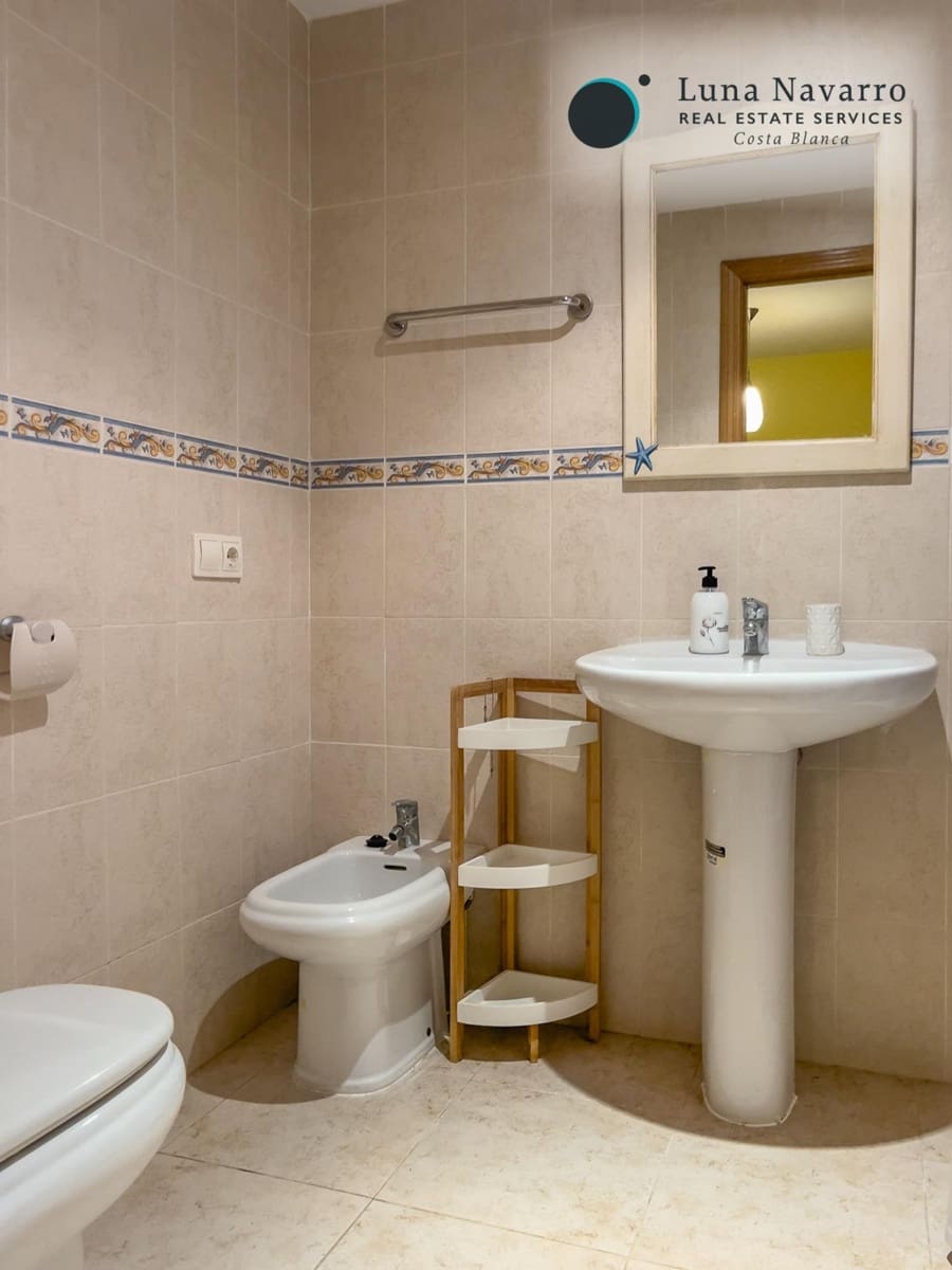 5 slaapkamer Rijtjeshuis te koop in Alfaz del Pi / L'Alfas del Pi met zwembad - € 450.000 (Ref: 8167426)