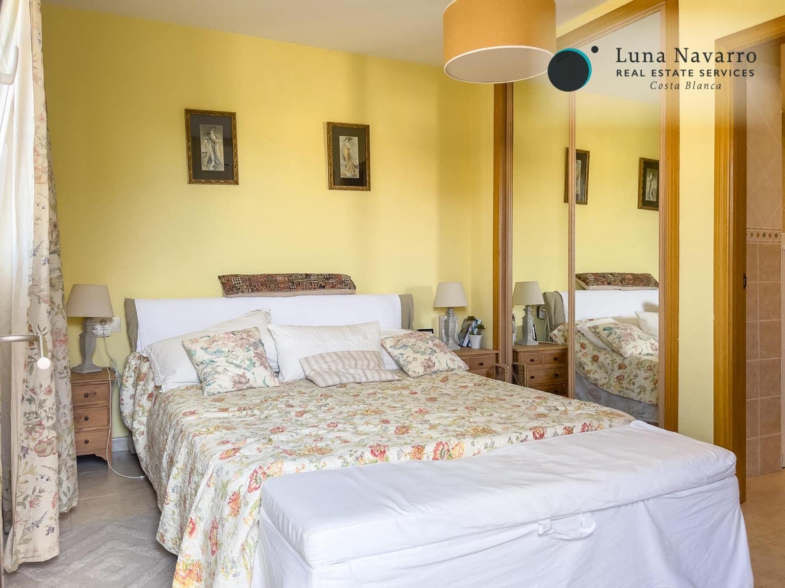 5 slaapkamer Rijtjeshuis te koop in Alfaz del Pi / L'Alfas del Pi met zwembad - € 450.000 (Ref: 8167426)