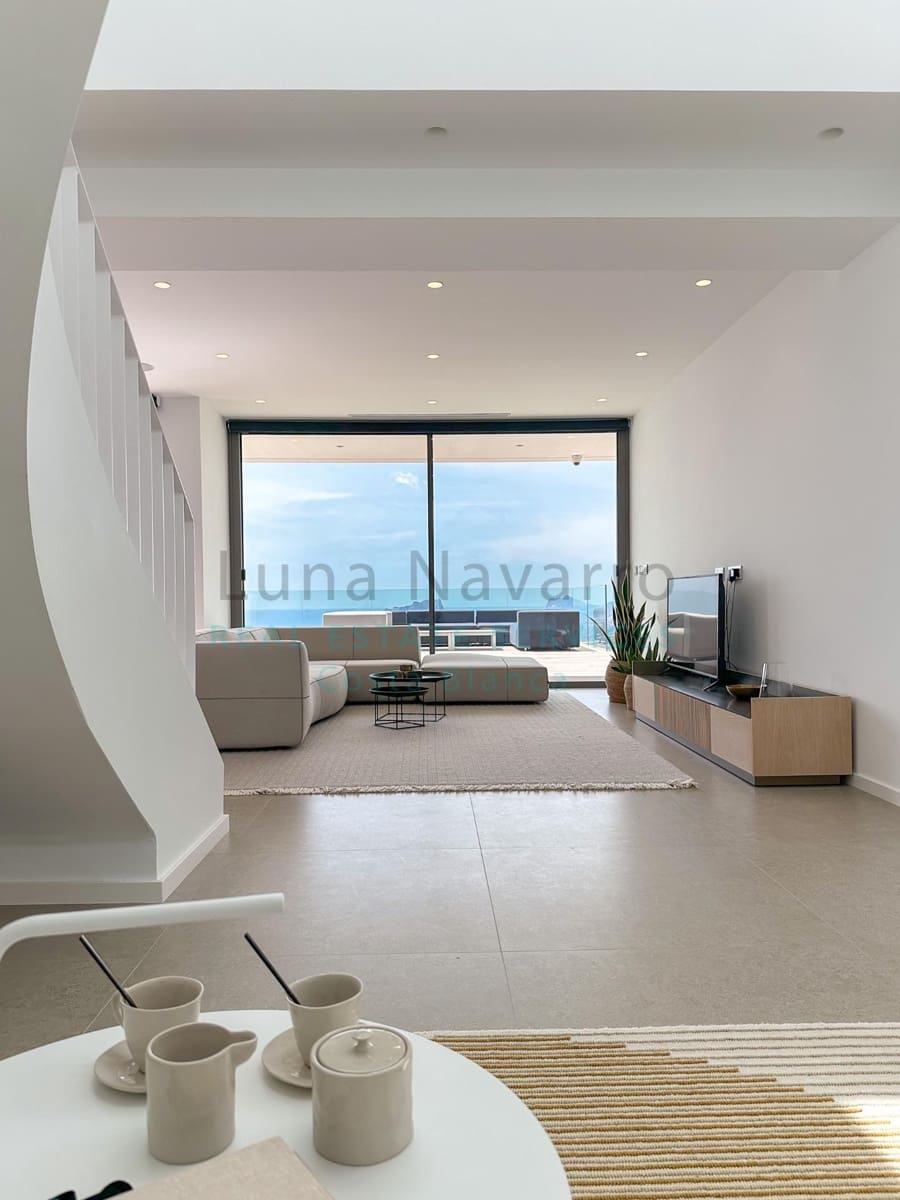 4 bedroom Villa for sale in Benitachell / Benitatxell with pool - € 2,950,000 (Ref: 8167431)