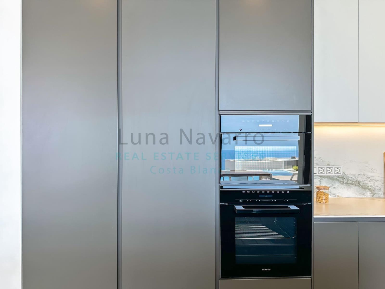 4 bedroom Villa for sale in Benitachell / Benitatxell with pool - € 2,950,000 (Ref: 8167431)