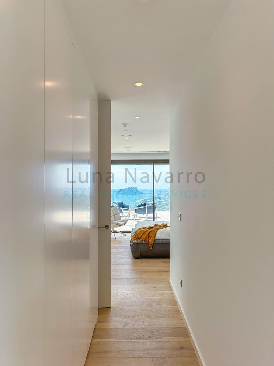 4 bedroom Villa for sale in Benitachell / Benitatxell with pool - € 2,950,000 (Ref: 8167431)