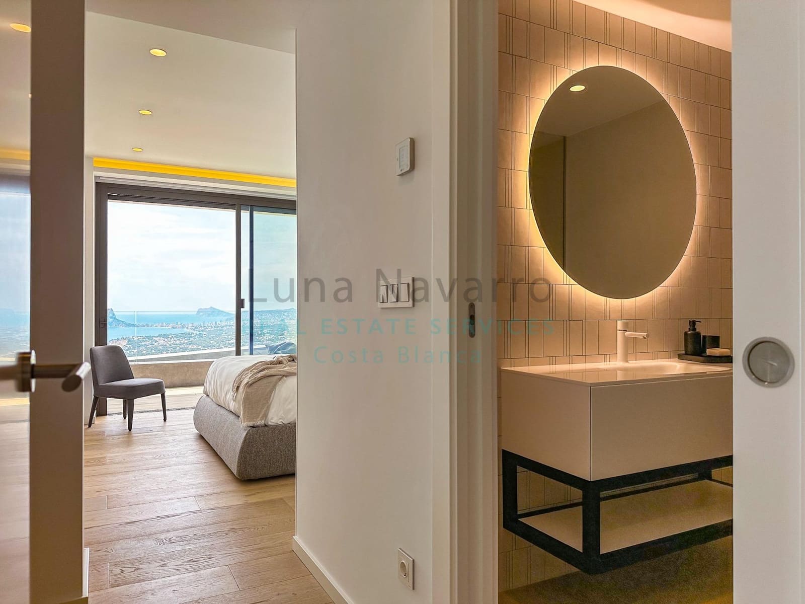 4 bedroom Villa for sale in Benitachell / Benitatxell with pool - € 2,950,000 (Ref: 8167431)