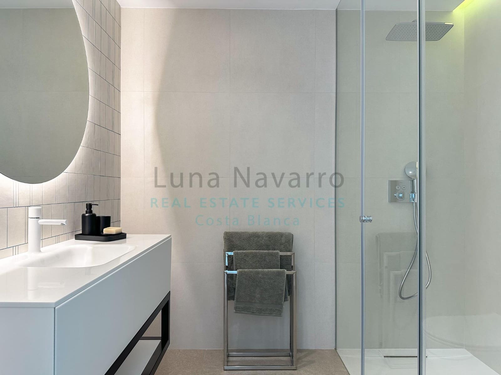 4 bedroom Villa for sale in Benitachell / Benitatxell with pool - € 2,950,000 (Ref: 8167431)