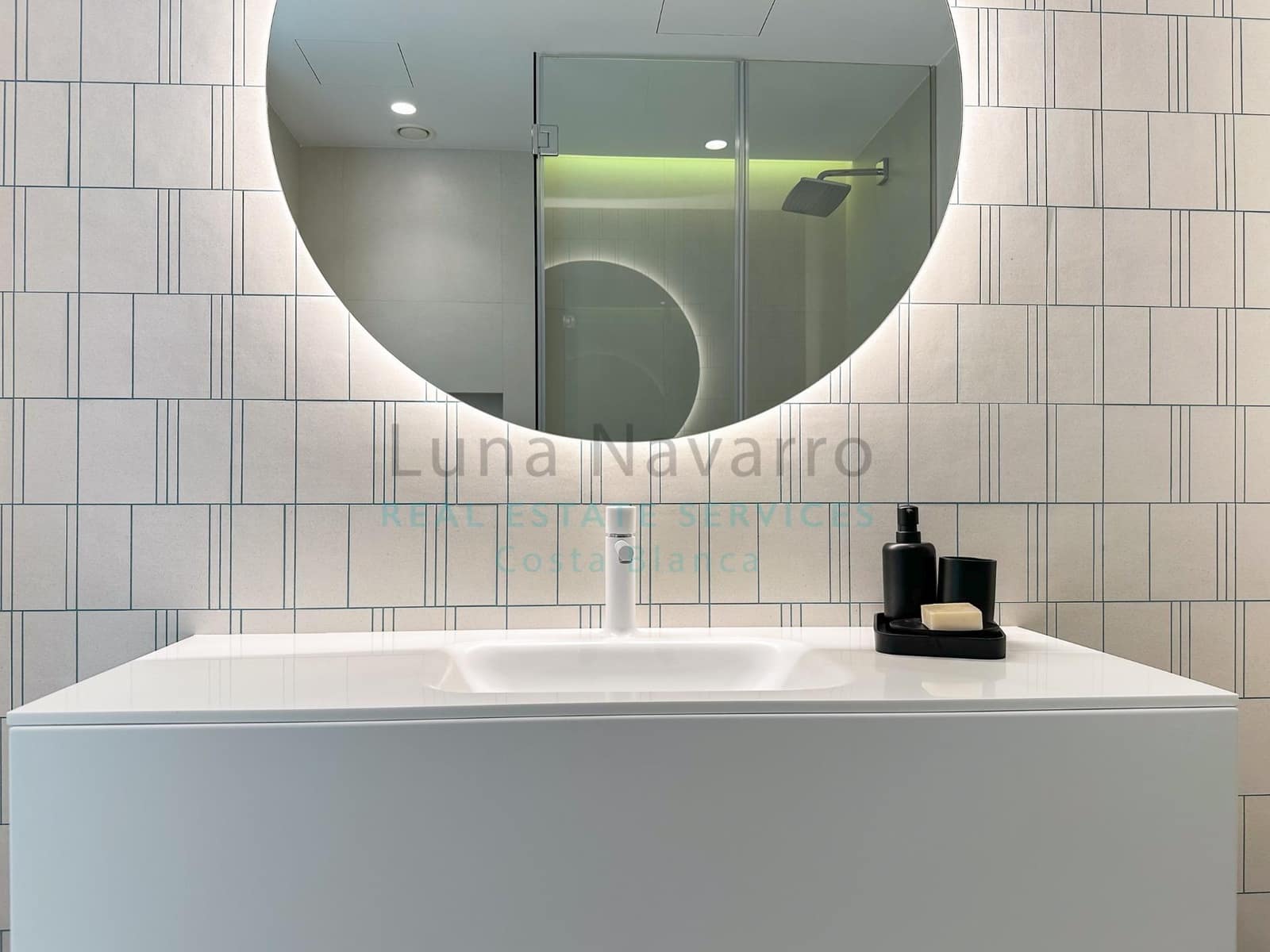 4 bedroom Villa for sale in Benitachell / Benitatxell with pool - € 2,950,000 (Ref: 8167431)