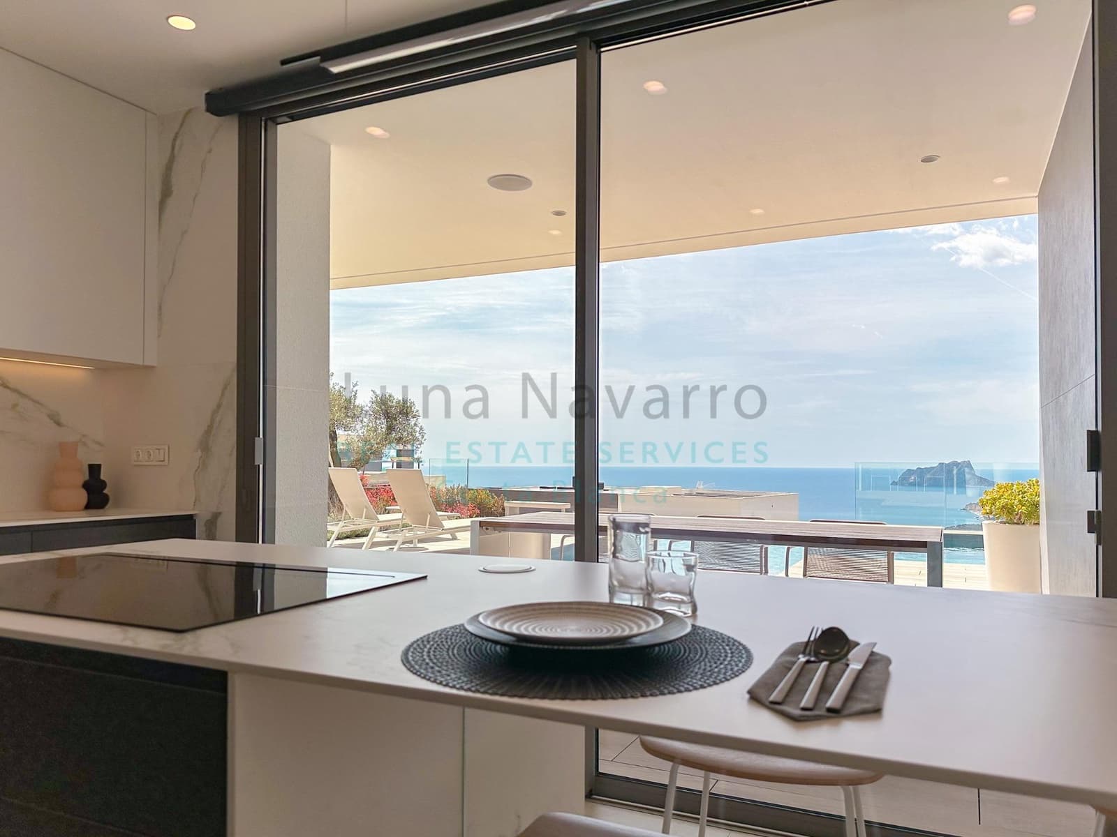 4 bedroom Villa for sale in Benitachell / Benitatxell with pool - € 2,950,000 (Ref: 8167431)