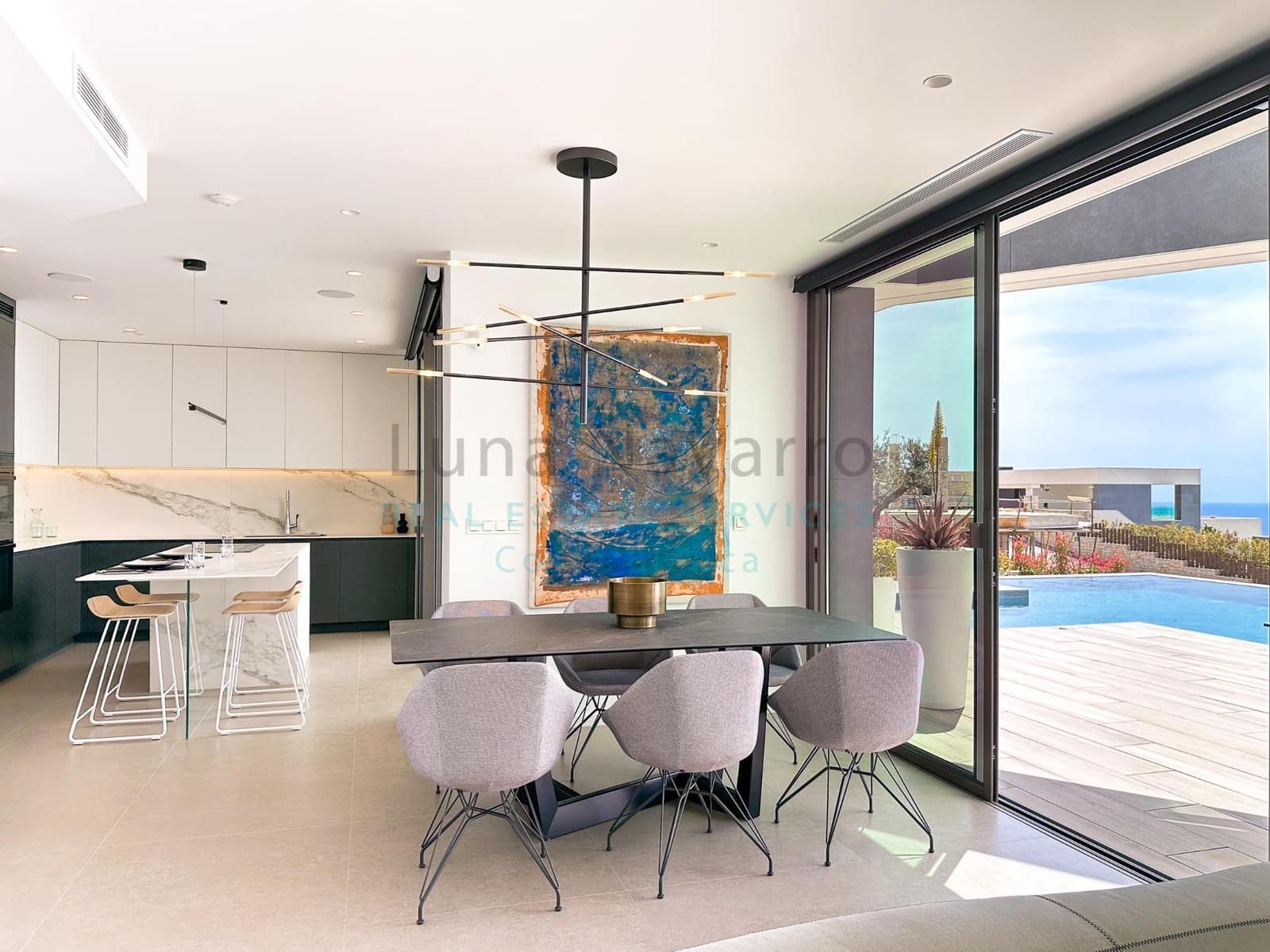 4 bedroom Villa for sale in Benitachell / Benitatxell with pool - € 2,950,000 (Ref: 8167431)