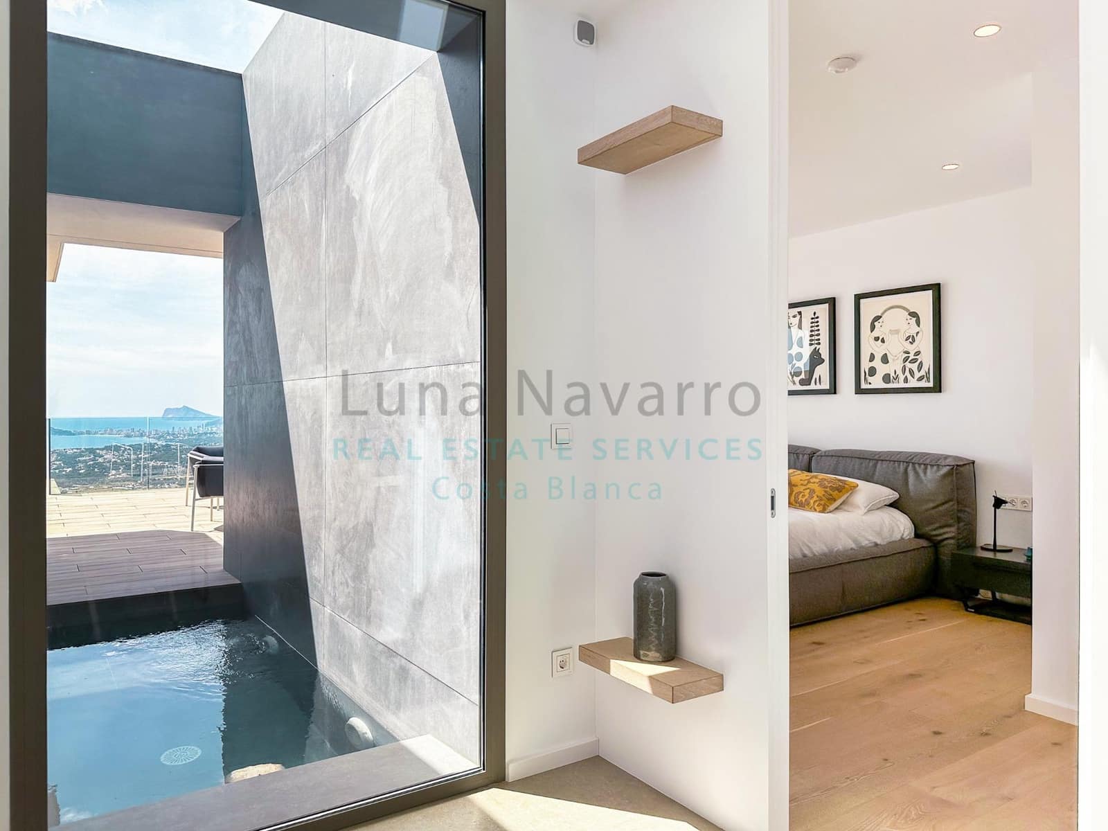 4 bedroom Villa for sale in Benitachell / Benitatxell with pool - € 2,950,000 (Ref: 8167431)