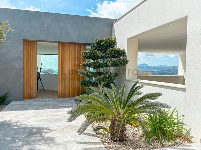 Chalet de 4 habitaciones en Benitachell / Benitatxell en venta con piscina - 2.950.000 € (Ref: 8167431)