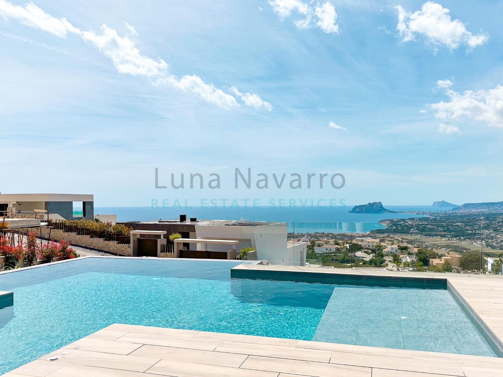 4 bedroom Villa for sale in Benitachell / Benitatxell with pool - € 2,950,000 (Ref: 8167431)