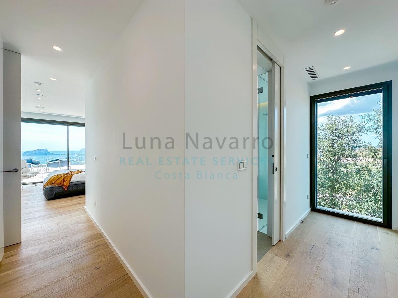 4 bedroom Villa for sale in Benitachell / Benitatxell with pool - € 2,950,000 (Ref: 8167431)