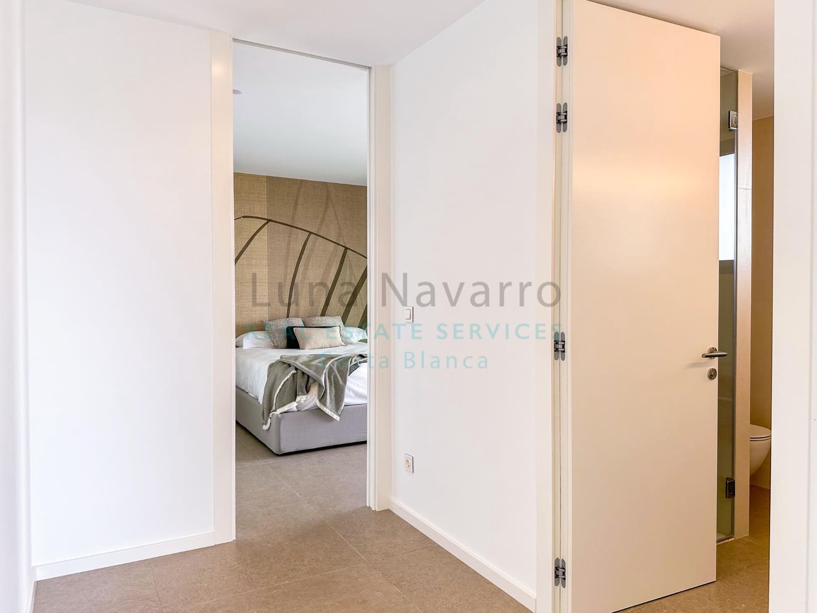 4 bedroom Villa for sale in Benitachell / Benitatxell with pool - € 2,950,000 (Ref: 8167431)