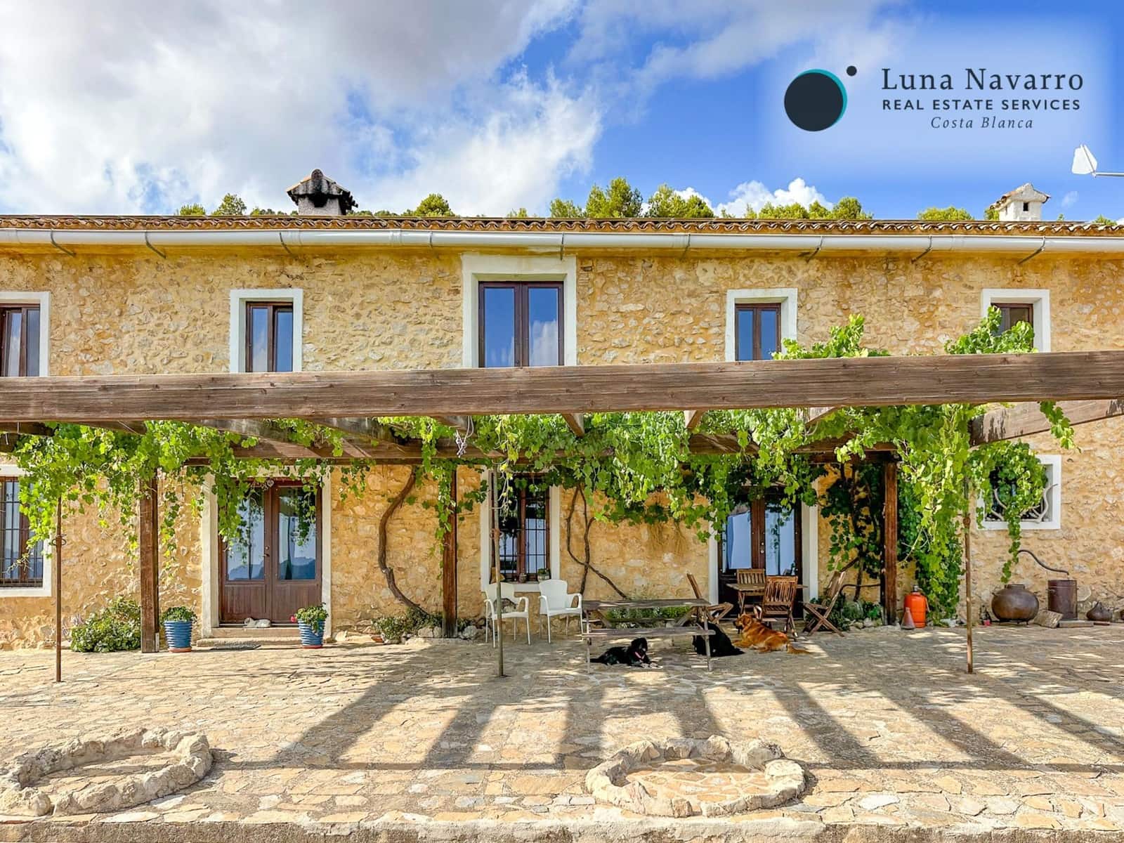 7 bedroom Finca/Country House for sale in Sella with pool - € 1,250,000 (Ref: 8167436)