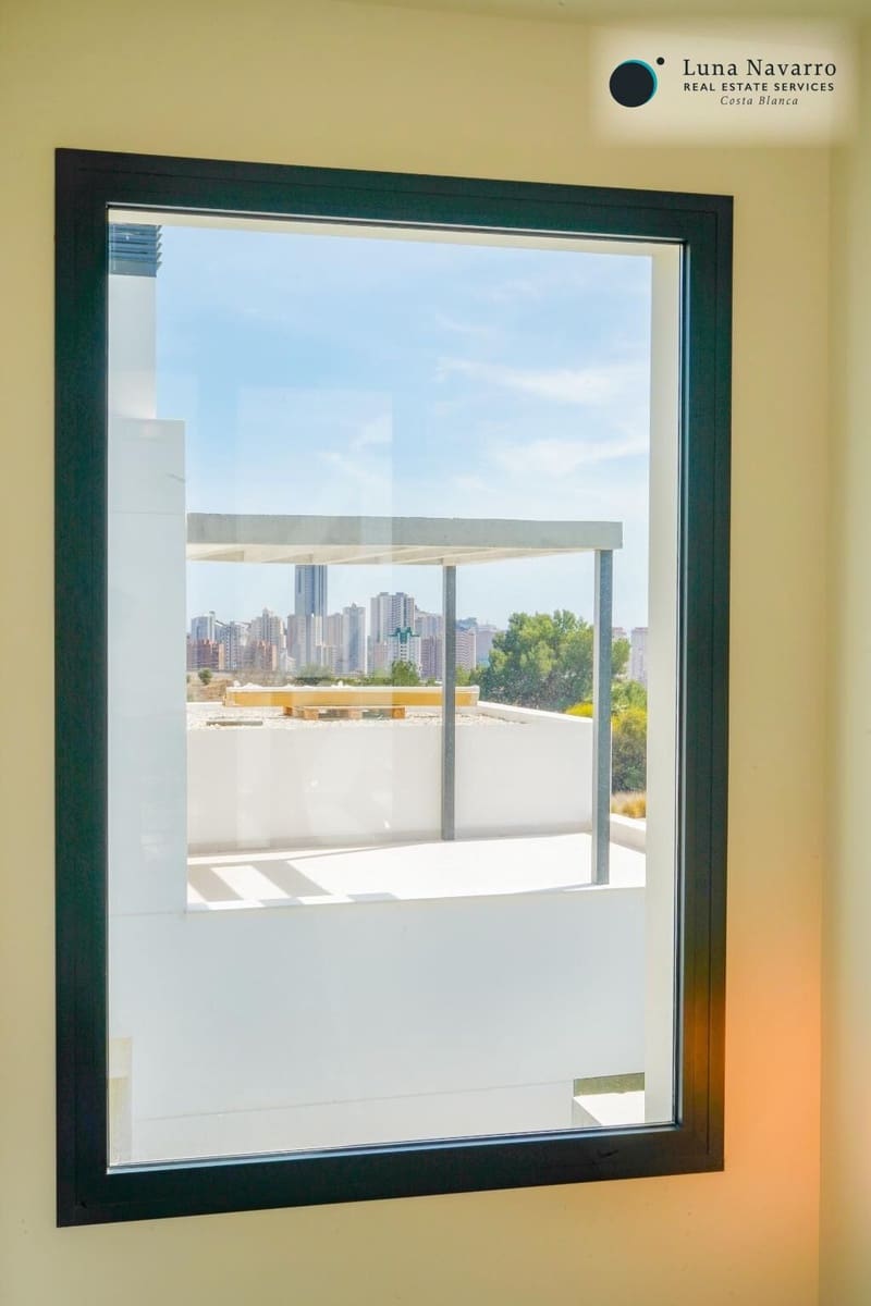 Apartamento Playa de 3 habitaciones en Finestrat en venta - 595.000 € (Ref: 8197617)