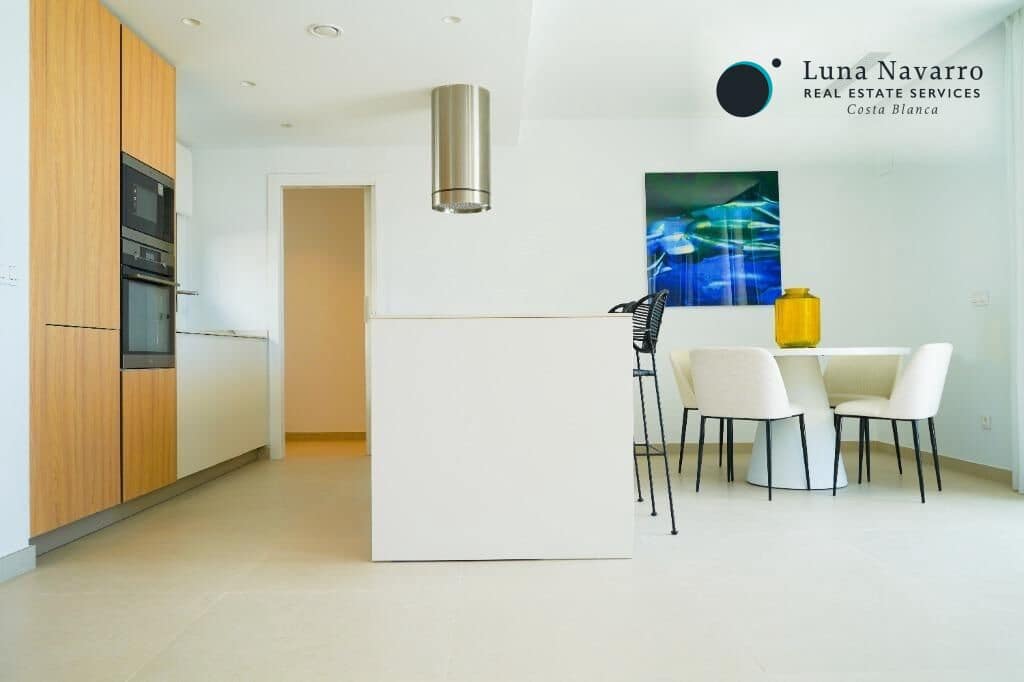 Chalet de 3 habitaciones en Finestrat en venta con piscina garaje - 789.000 € (Ref: 8197618)