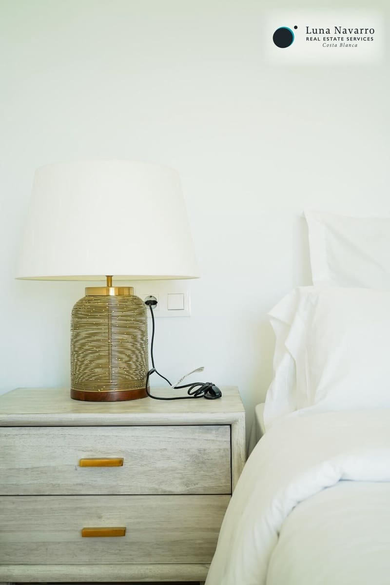 Chalet de 3 habitaciones en Finestrat en venta con piscina garaje - 789.000 € (Ref: 8197618)