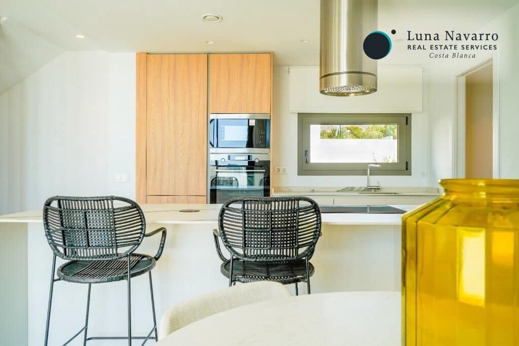 Chalet de 3 habitaciones en Finestrat en venta con piscina garaje - 789.000 € (Ref: 8197618)