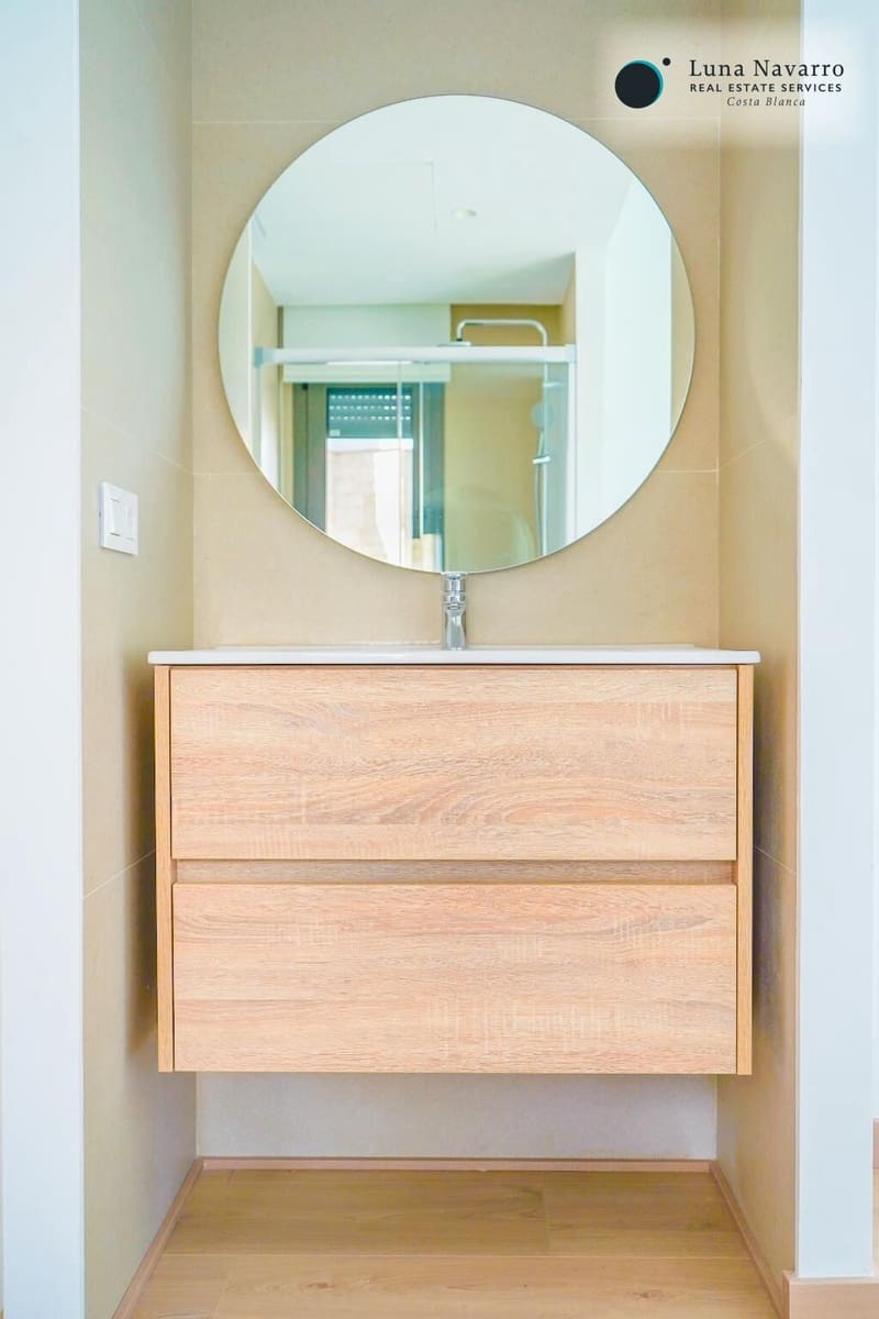 Chalet de 3 habitaciones en Finestrat en venta con piscina garaje - 789.000 € (Ref: 8197618)