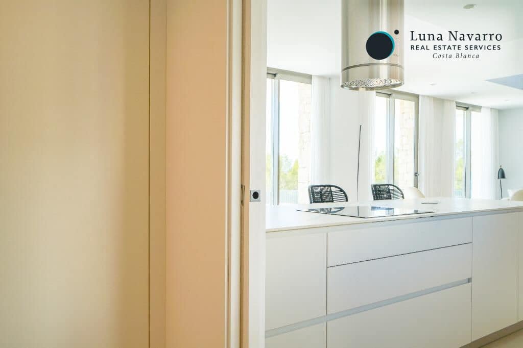 Chalet de 3 habitaciones en Finestrat en venta con piscina garaje - 789.000 € (Ref: 8197618)