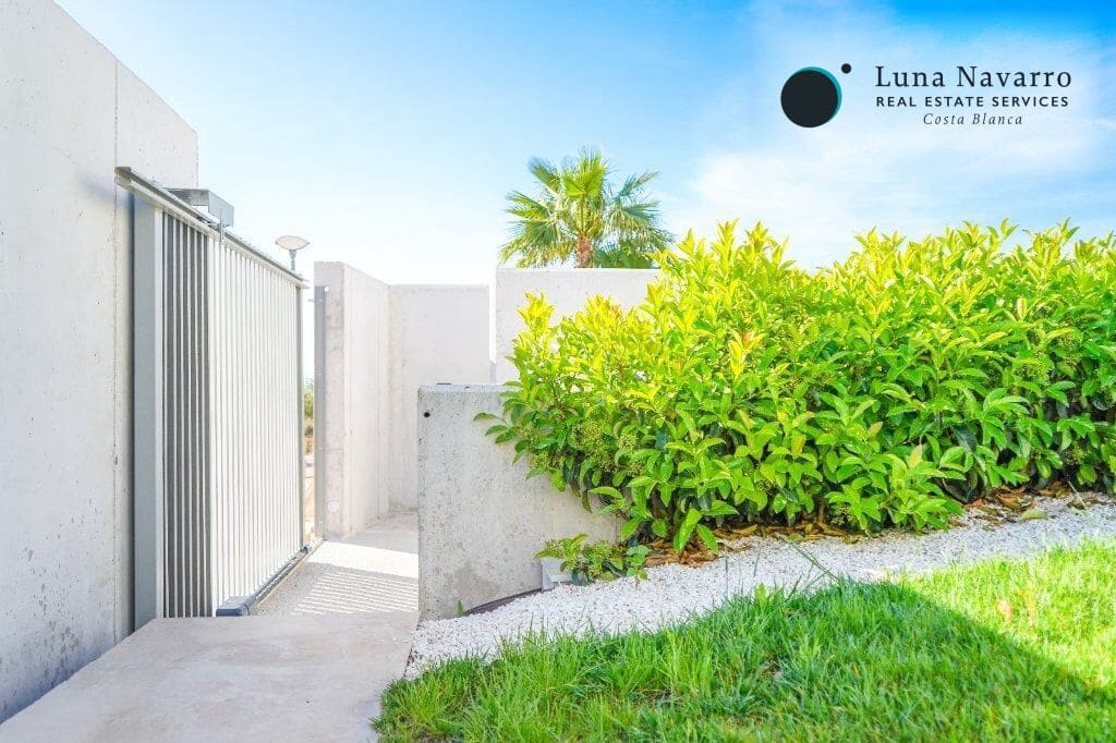 Chalet de 3 habitaciones en Finestrat en venta con piscina garaje - 789.000 € (Ref: 8197618)