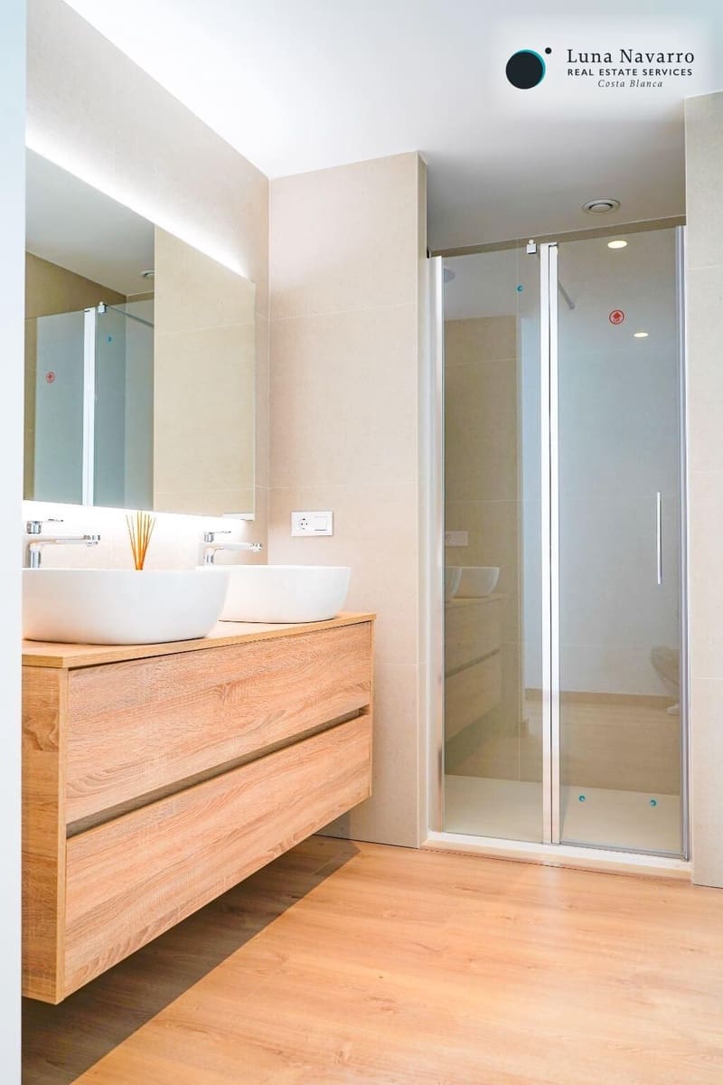 Chalet de 3 habitaciones en Finestrat en venta con piscina garaje - 789.000 € (Ref: 8197618)