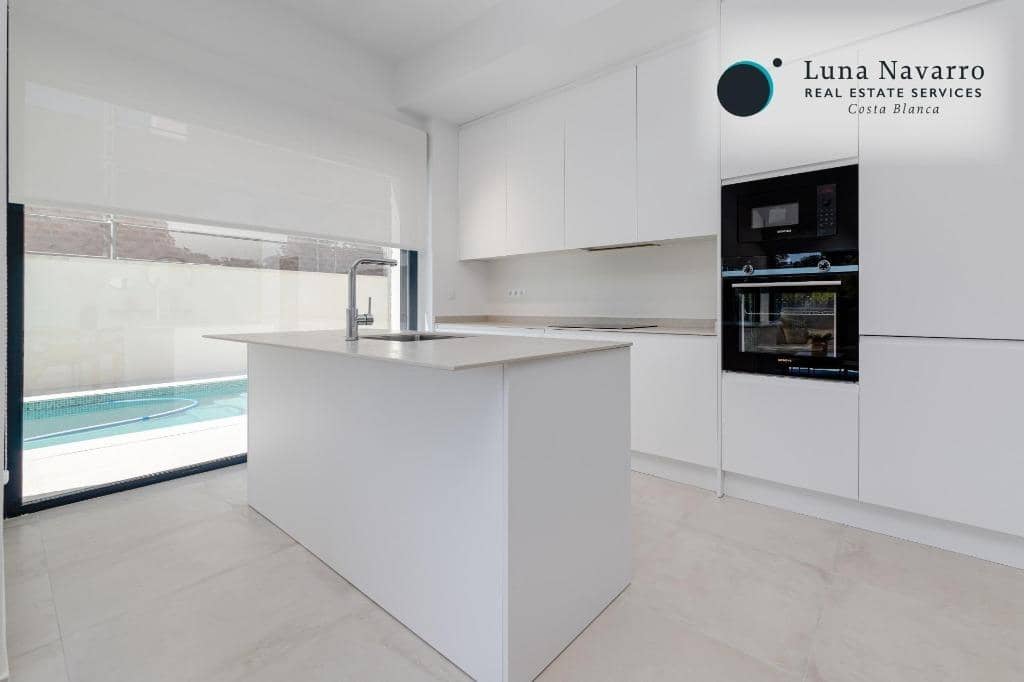 3 soveværelse Villa til salg i Finestrat med swimmingpool garage - € 603.000 (Ref: 8197623)