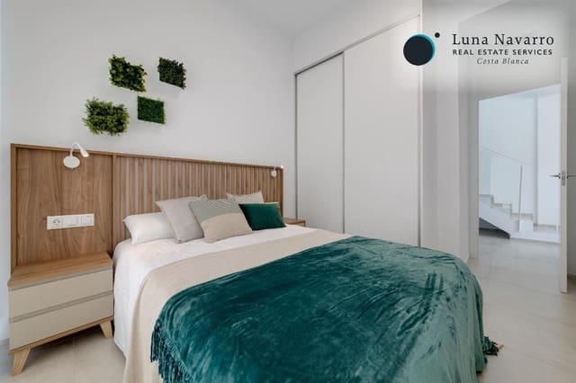 3 makuuhuone Huvila myytävänä paikassa Finestrat mukana uima-altaan 
autotalli - 603 000 € (Ref: 8197623)