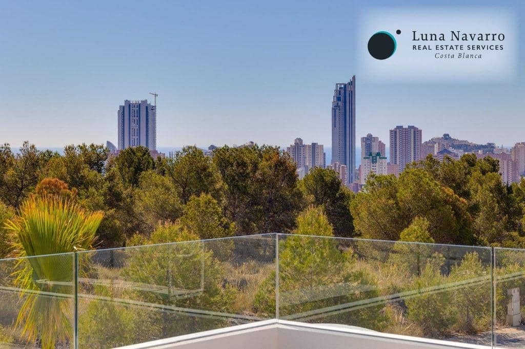 3 soveværelse Villa til salg i Finestrat med swimmingpool garage - € 603.000 (Ref: 8197623)