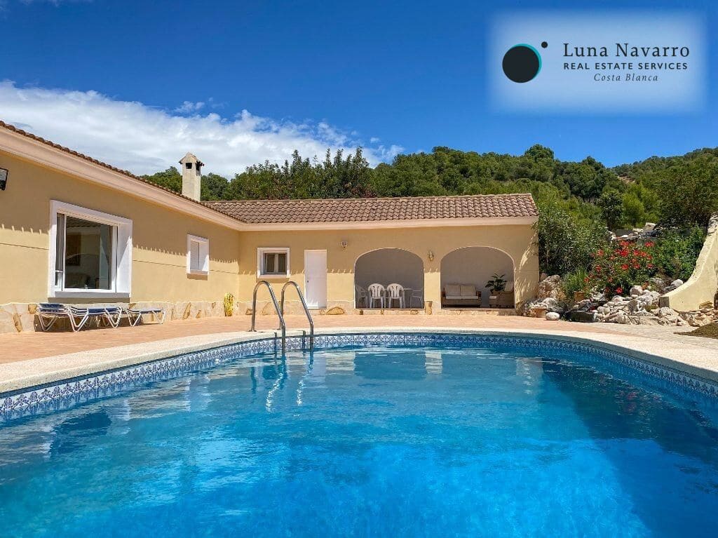 6 Zimmer Finca/Landgut zu verkaufen in Altea mit Pool Garage - 1.100.000 € (Ref: 8268262)