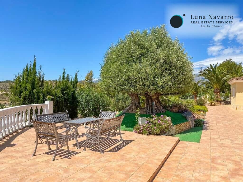 6 Zimmer Finca/Landgut zu verkaufen in Altea mit Pool Garage - 1.100.000 € (Ref: 8268262)