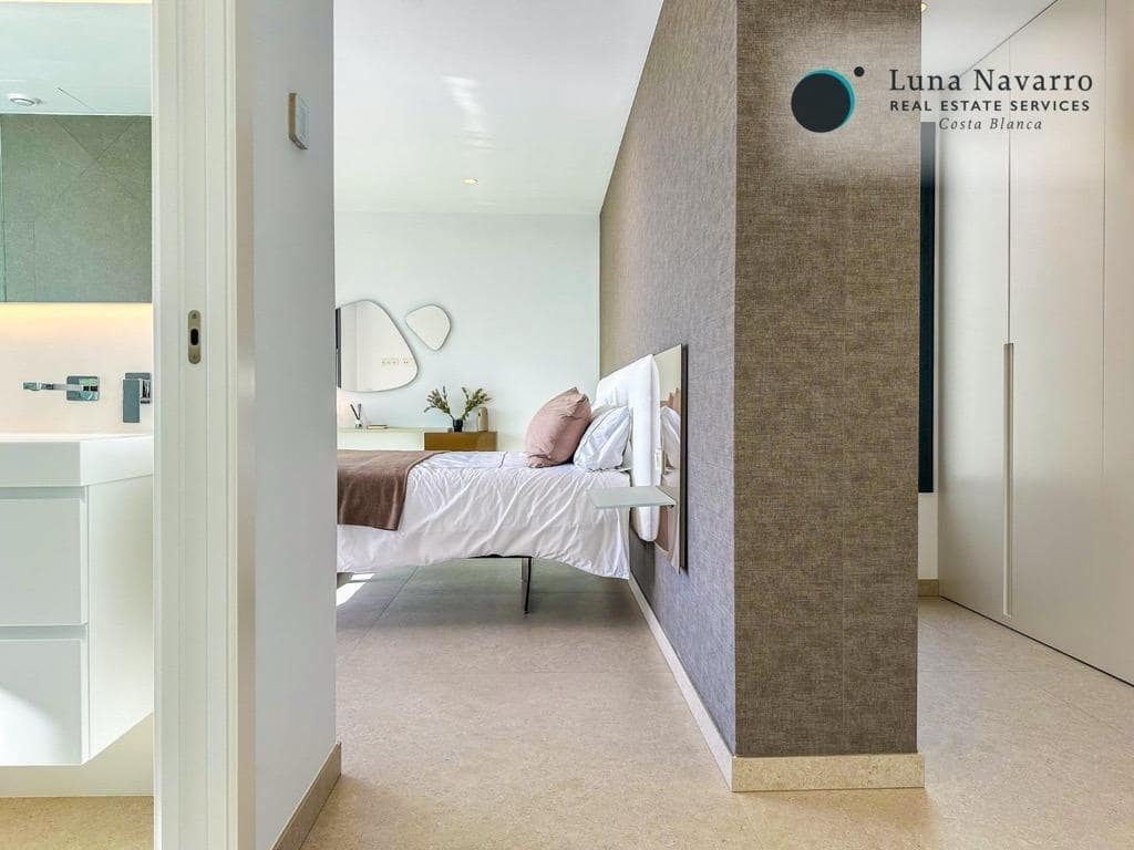 3 bedroom Villa for sale in Altea with pool garage - € 2,250,000 (Ref: 8305501)