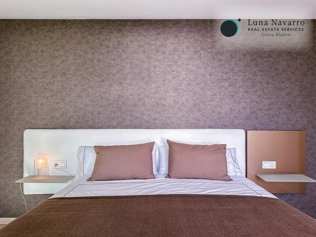 3 bedroom Villa for sale in Altea with pool garage - € 2,250,000 (Ref: 8305501)