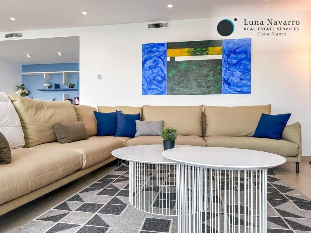 3 bedroom Villa for sale in Altea with pool garage - € 2,250,000 (Ref: 8305501)