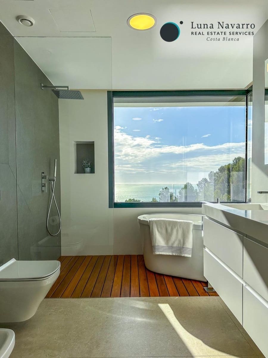 3 bedroom Villa for sale in Altea with pool garage - € 2,250,000 (Ref: 8305501)