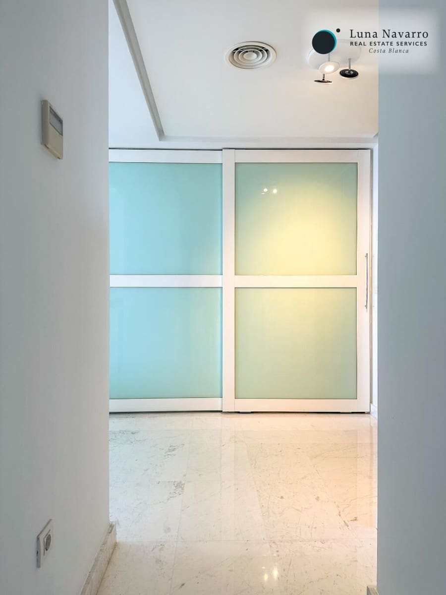 Apartamento de 3 habitaciones en Altea en venta con piscina garaje - 890.000 € (Ref: 8366231)