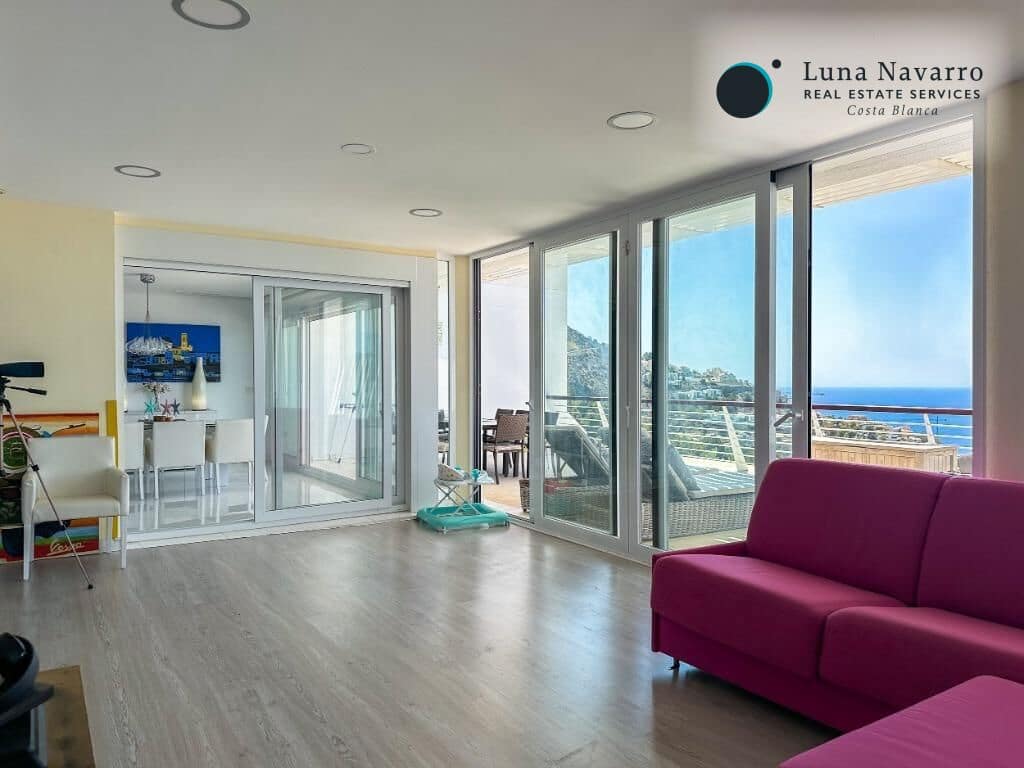 Apartamento de 3 habitaciones en Altea en venta con piscina garaje - 890.000 € (Ref: 8366231)