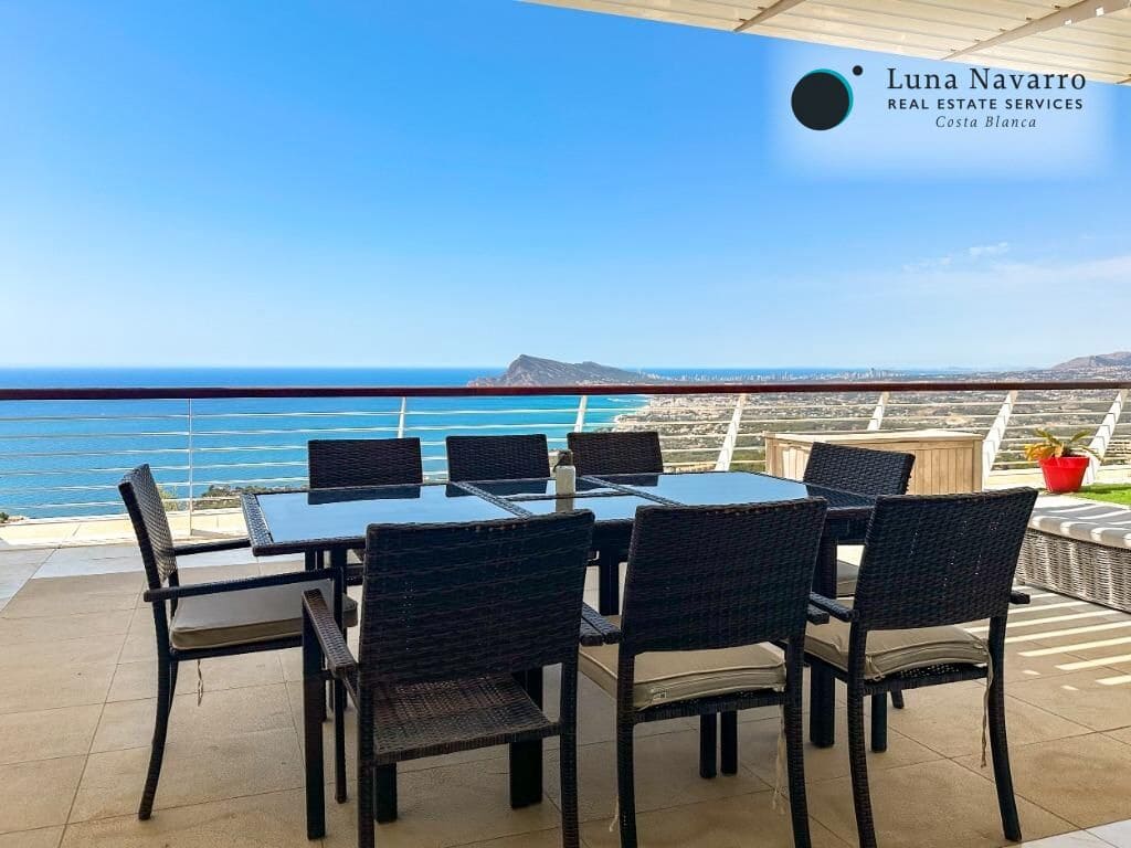 Apartamento de 3 habitaciones en Altea en venta con piscina garaje - 890.000 € (Ref: 8366231)