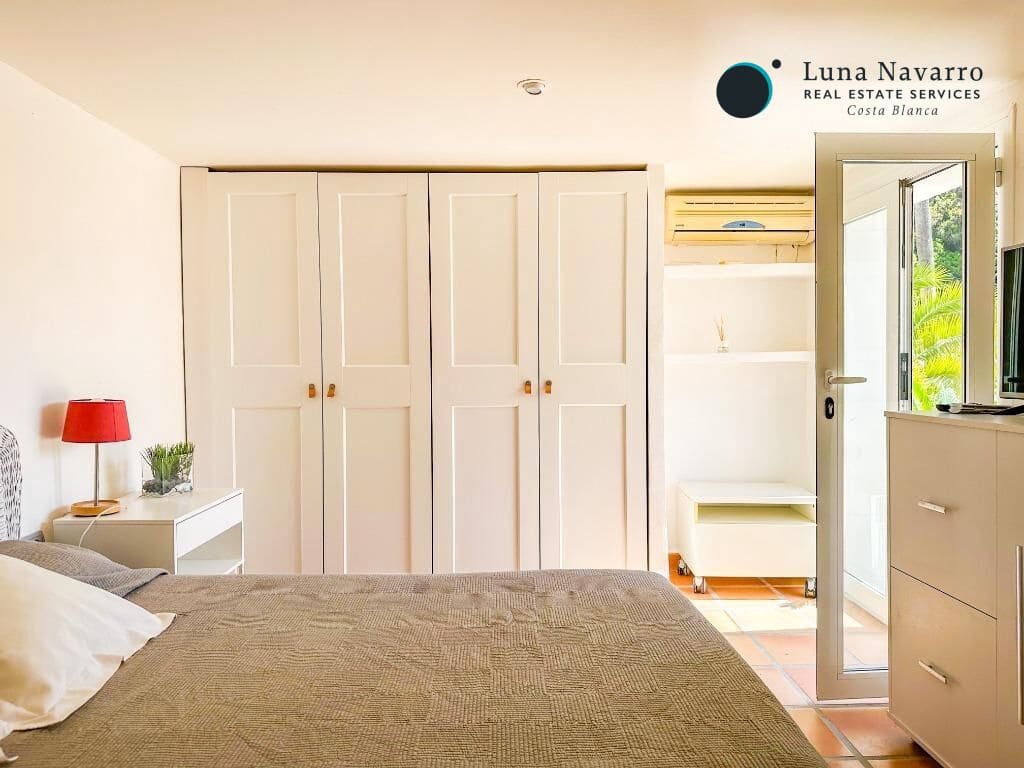 4 sypialnia Willa na sprzedaż w Altea z basenem garażem - 699 000 € (Ref: 8373561)