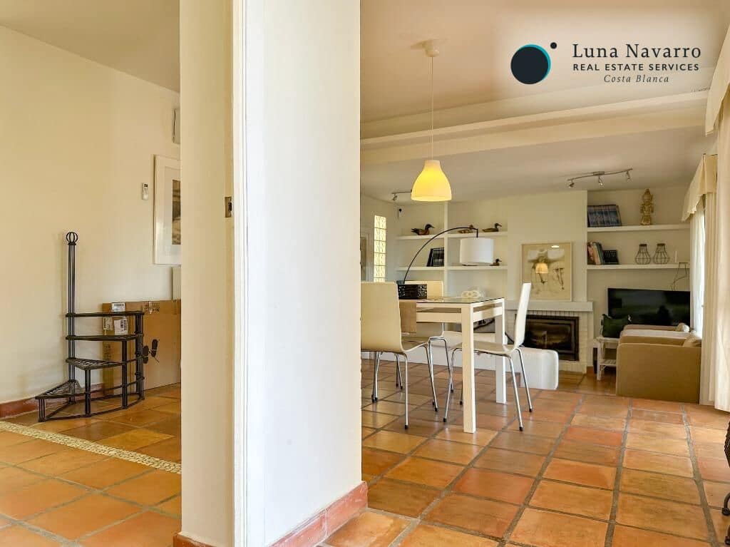 4 sypialnia Willa na sprzedaż w Altea z basenem garażem - 699 000 € (Ref: 8373561)