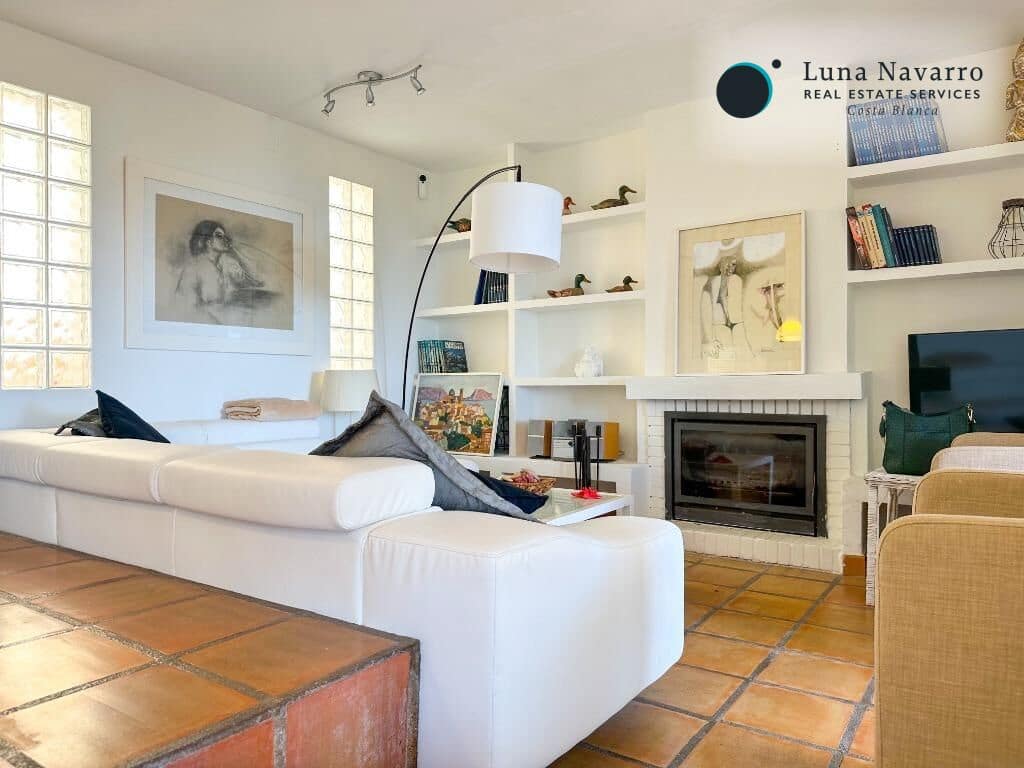 4 sypialnia Willa na sprzedaż w Altea z basenem garażem - 699 000 € (Ref: 8373561)