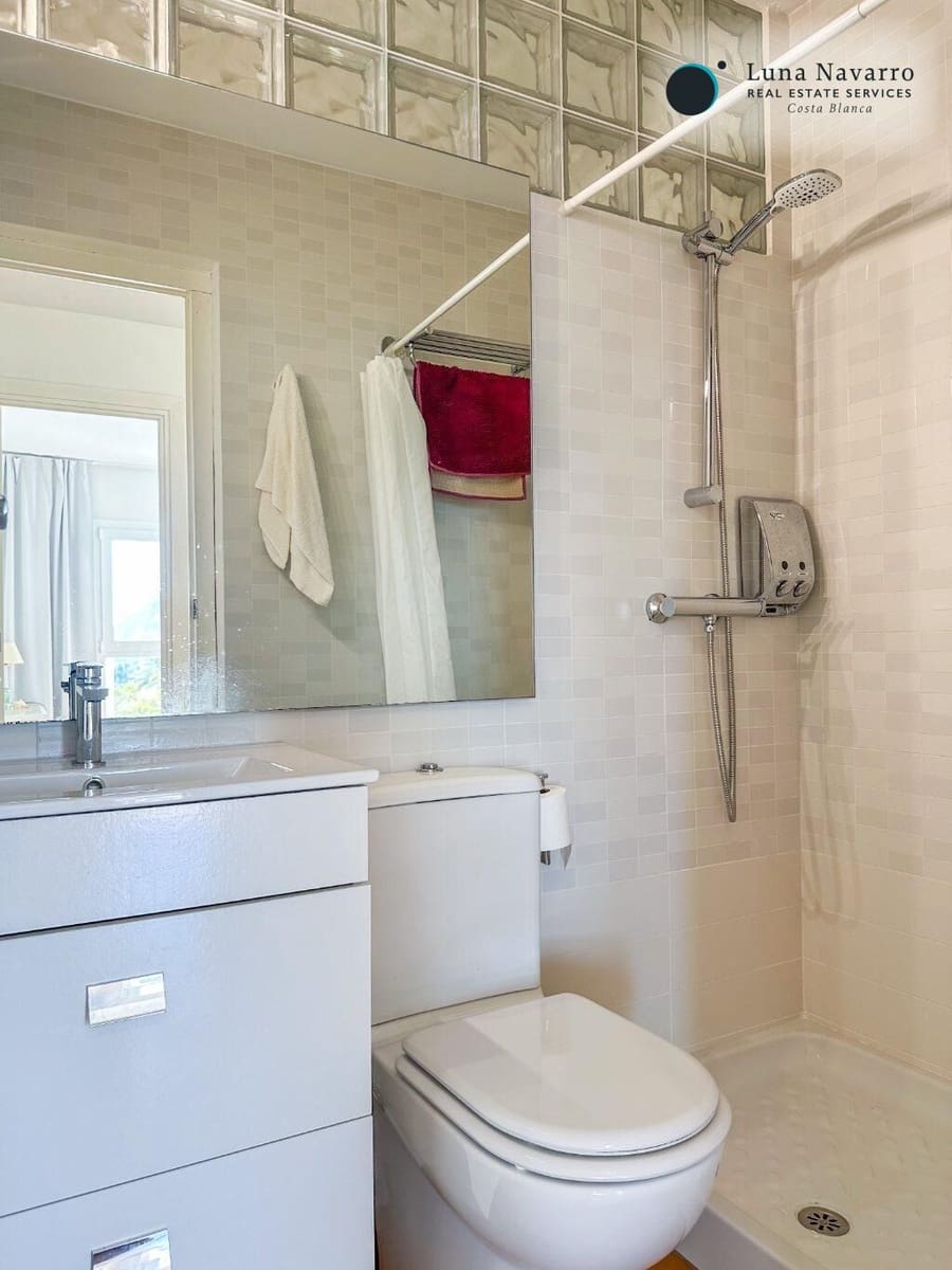 4 sypialnia Willa na sprzedaż w Altea z basenem garażem - 699 000 € (Ref: 8373561)