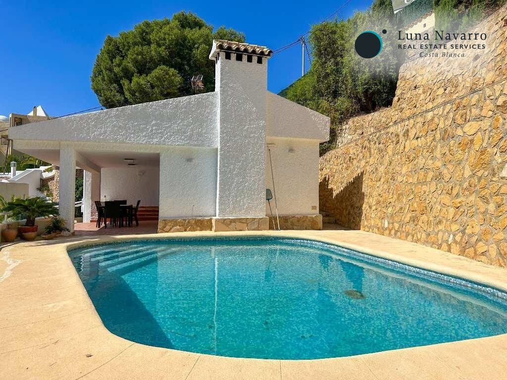 4 sypialnia Willa na sprzedaż w Altea z basenem garażem - 699 000 € (Ref: 8373561)