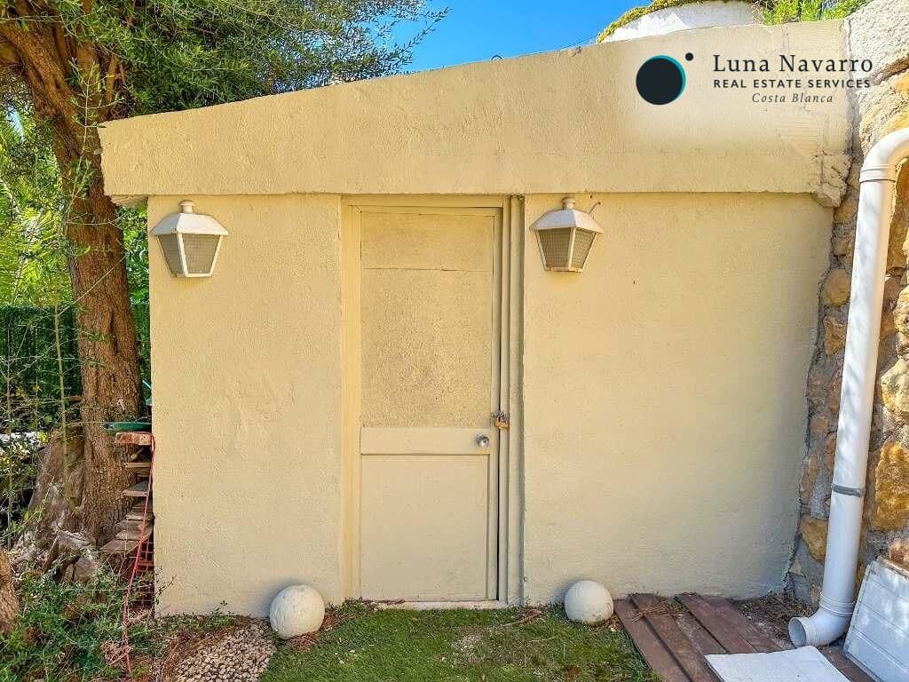 4 sypialnia Willa na sprzedaż w Altea z basenem garażem - 699 000 € (Ref: 8373561)