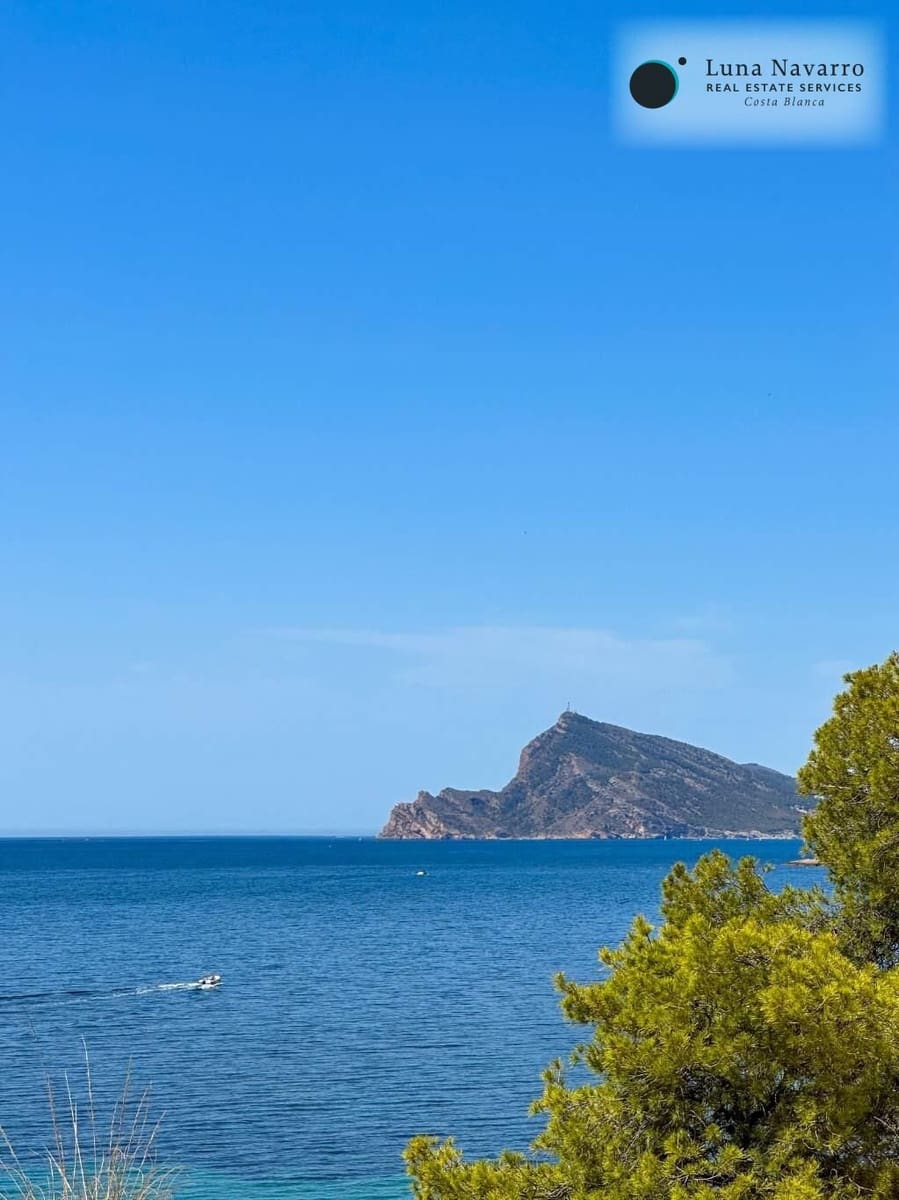 4 sypialnia Willa na sprzedaż w Altea z basenem garażem - 699 000 € (Ref: 8373561)