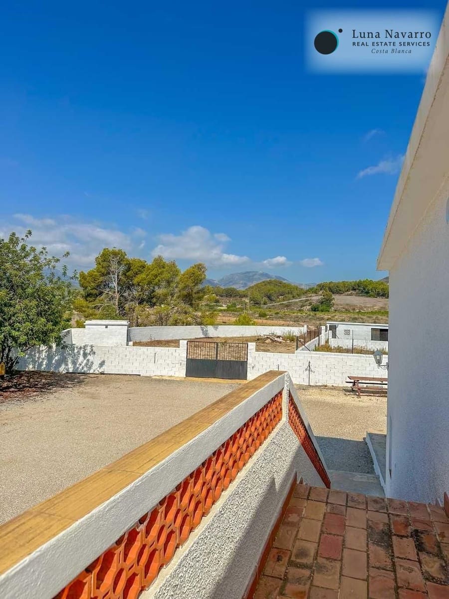 Undeveloped Land for sale in Altea - € 2,200,000 (Ref: 8508888)