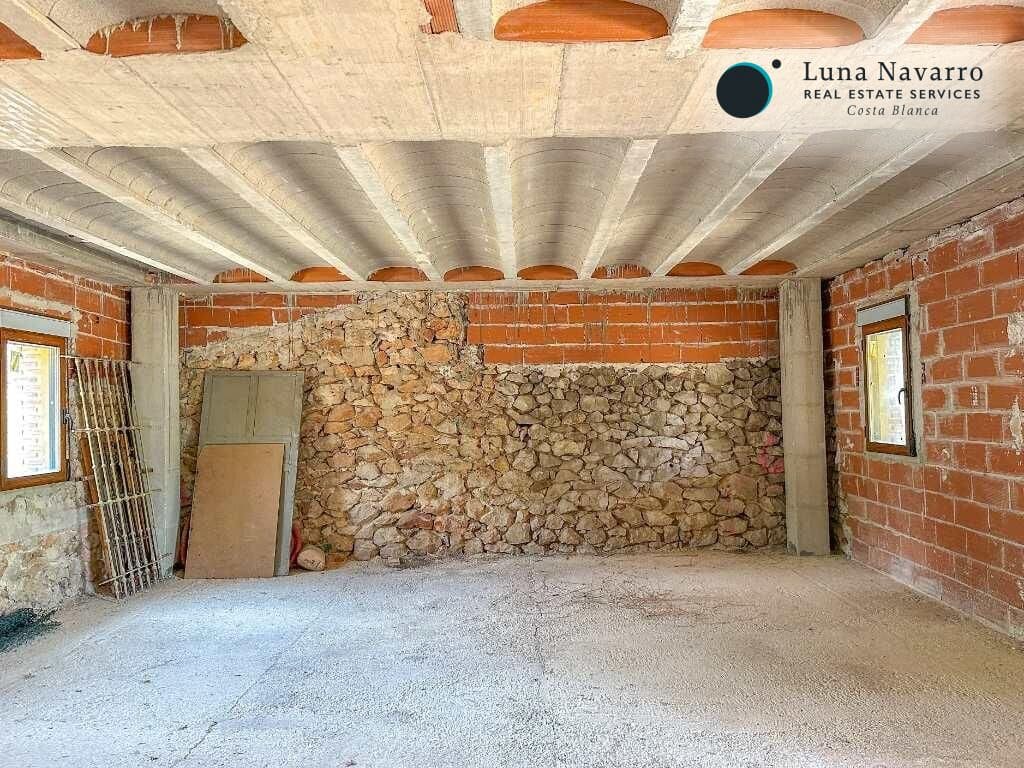 Finca/Country House for sale in Tarbena with garage - € 350,000 (Ref: 8508889)