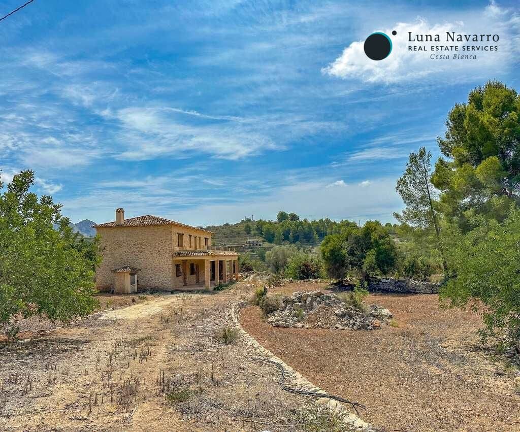 Finca/Country House for sale in Tarbena with garage - € 350,000 (Ref: 8508889)