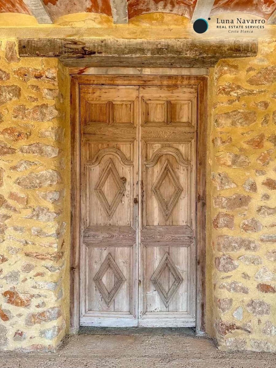 Finca/Country House for sale in Tarbena with garage - € 350,000 (Ref: 8508889)