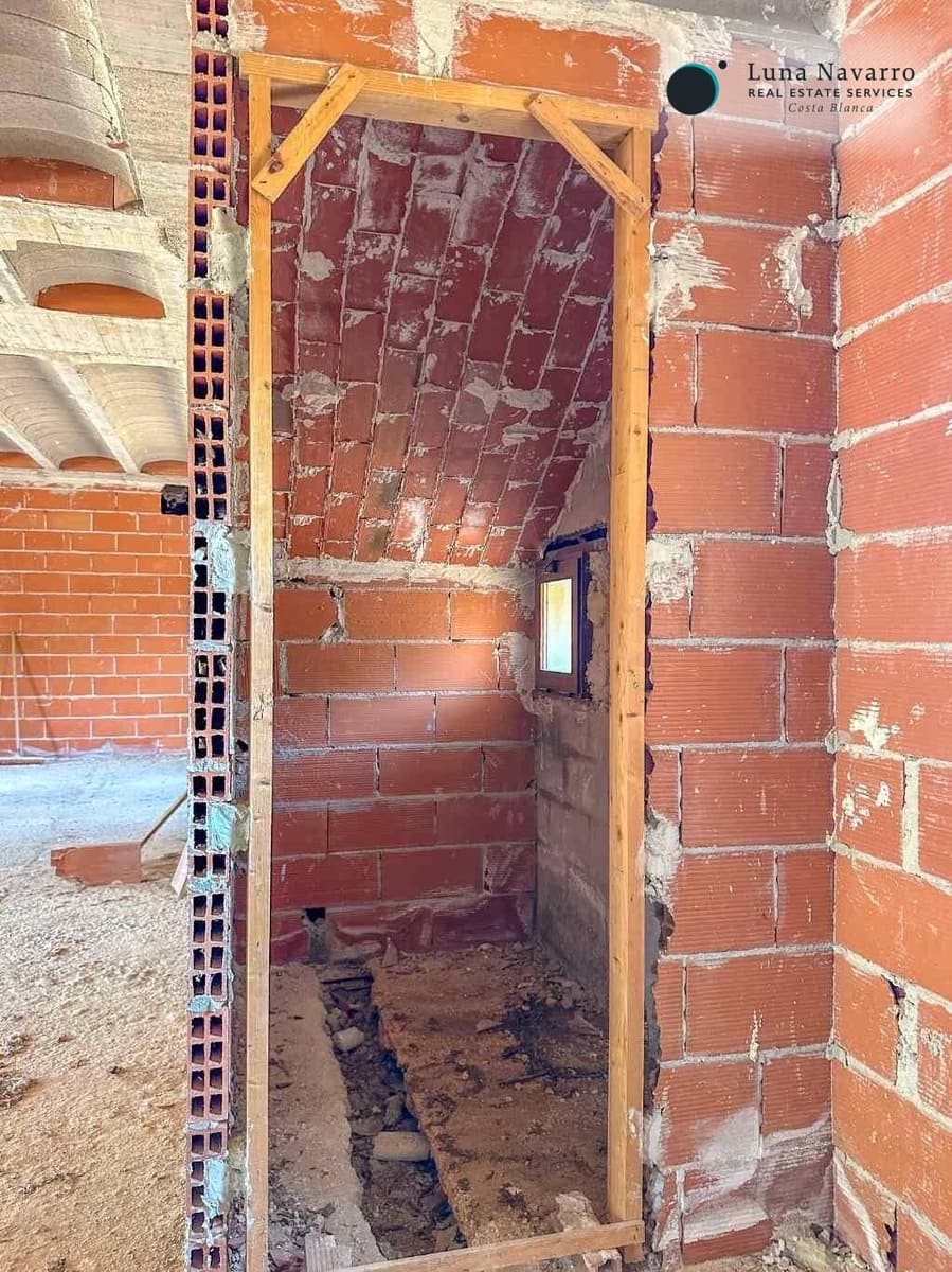 Finca/Country House for sale in Tarbena with garage - € 350,000 (Ref: 8508889)