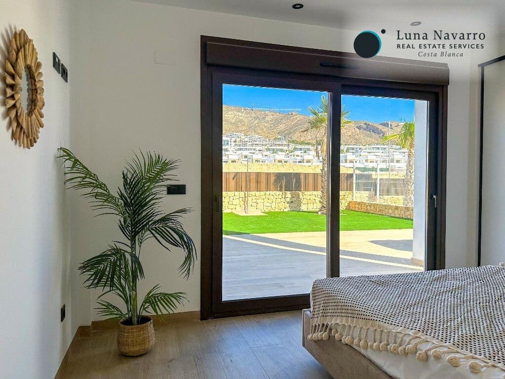 4 sypialnia Willa na sprzedaż w Finestrat z basenem - 775 000 € (Ref: 8559630)