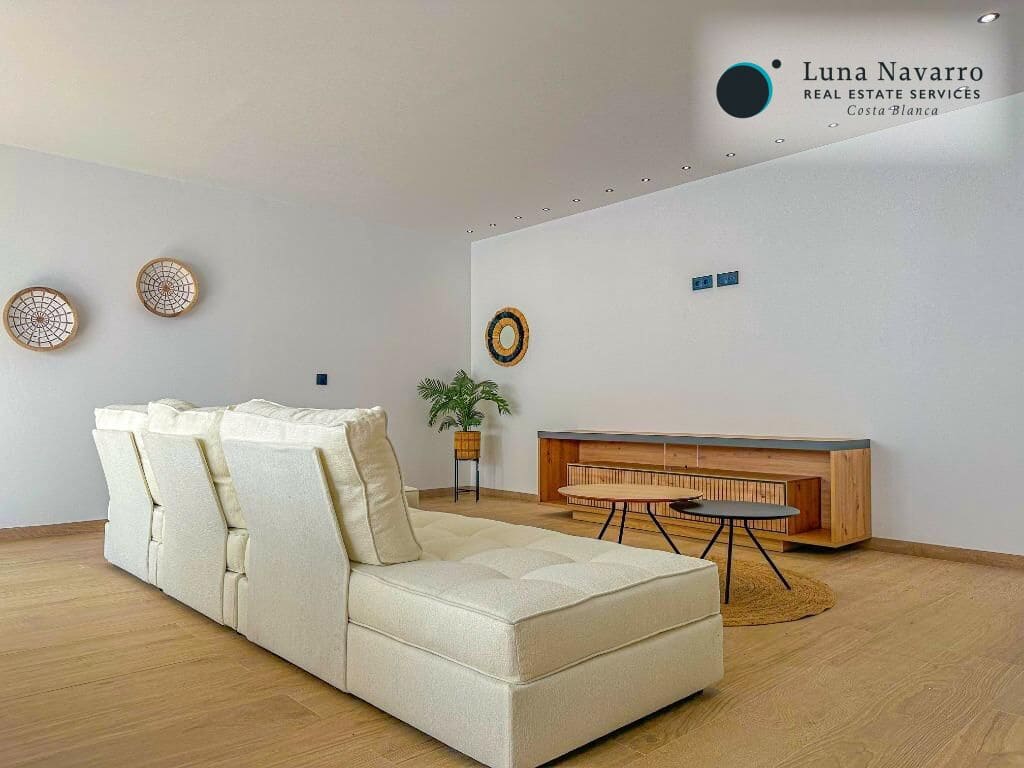 4 sypialnia Willa na sprzedaż w Finestrat z basenem - 775 000 € (Ref: 8559630)